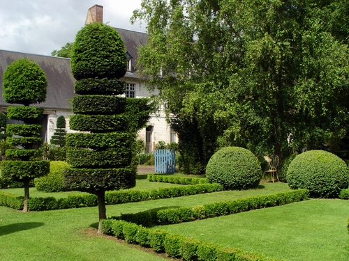 Sarton Manor & Gardens