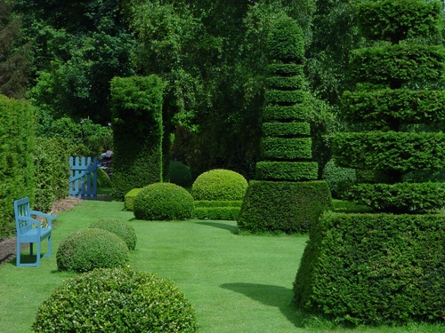 Sarton Manor & Gardens